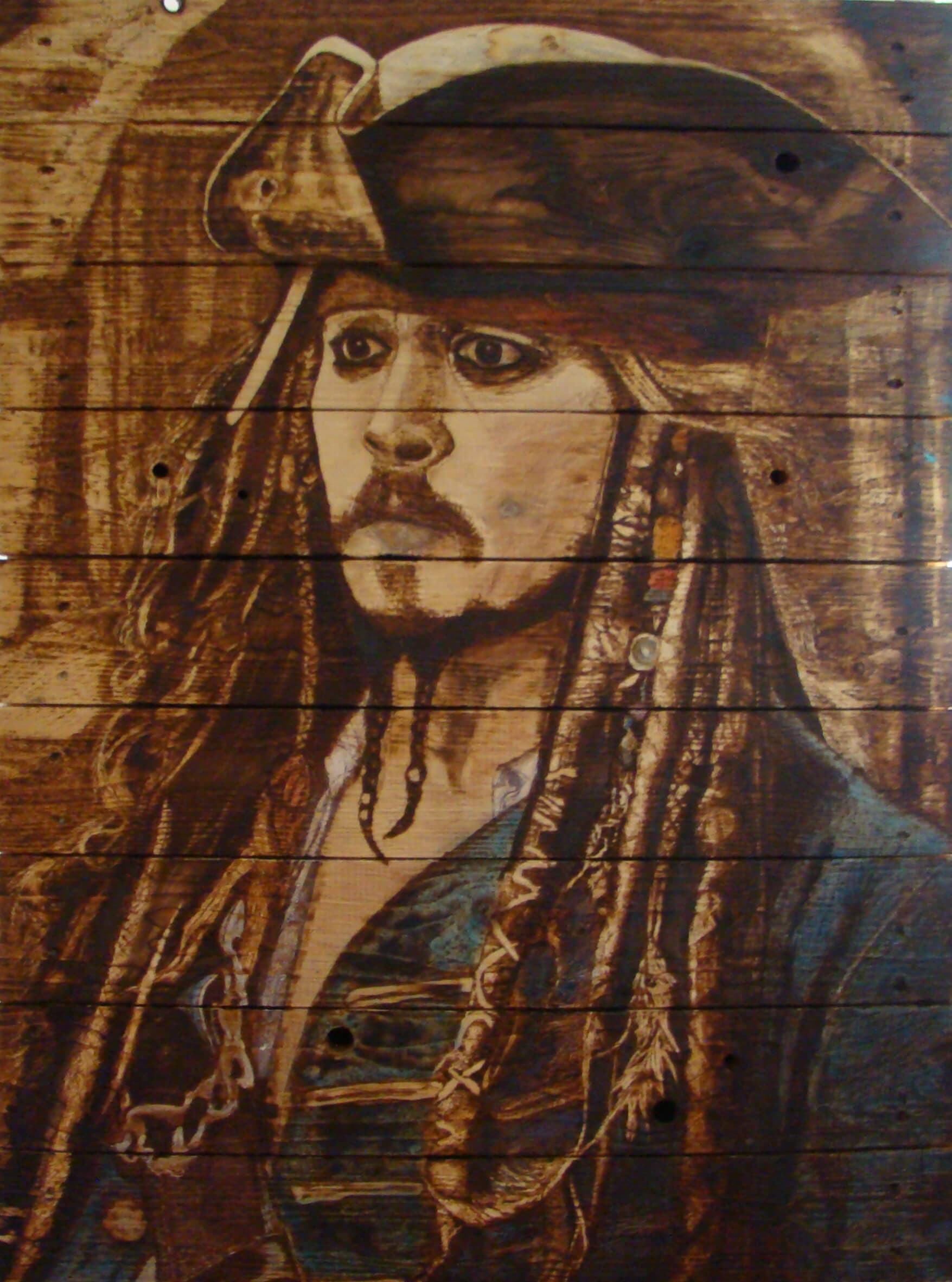 Jack Sparrow II – pyrographisches Porträt auf Holz nach Jack Sparrow (Johnny Depp); von Ralph D. Woop